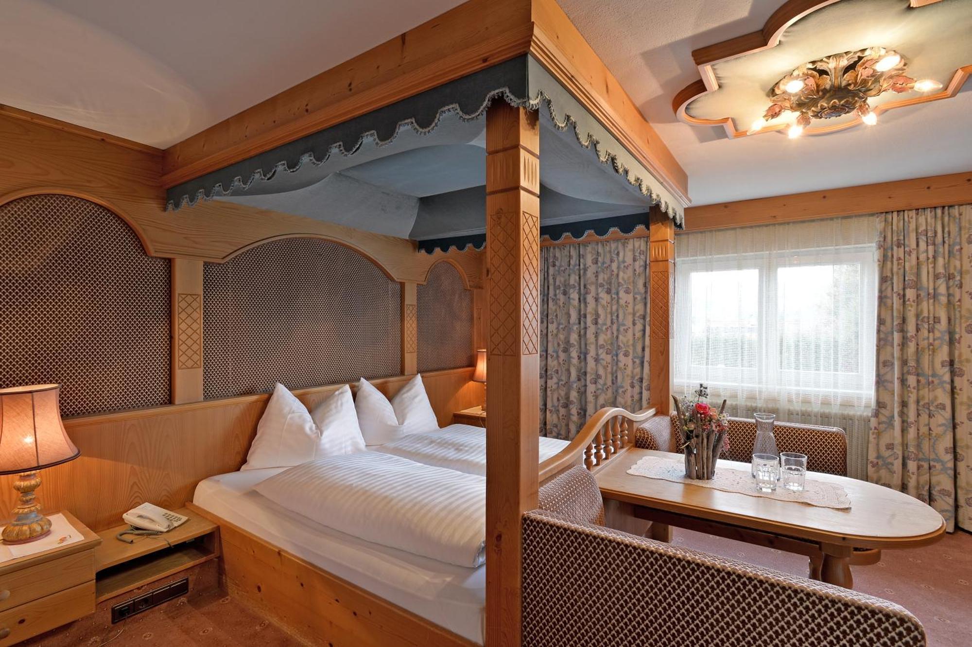 Hotel Tiroler Stuben 웨글 외부 사진